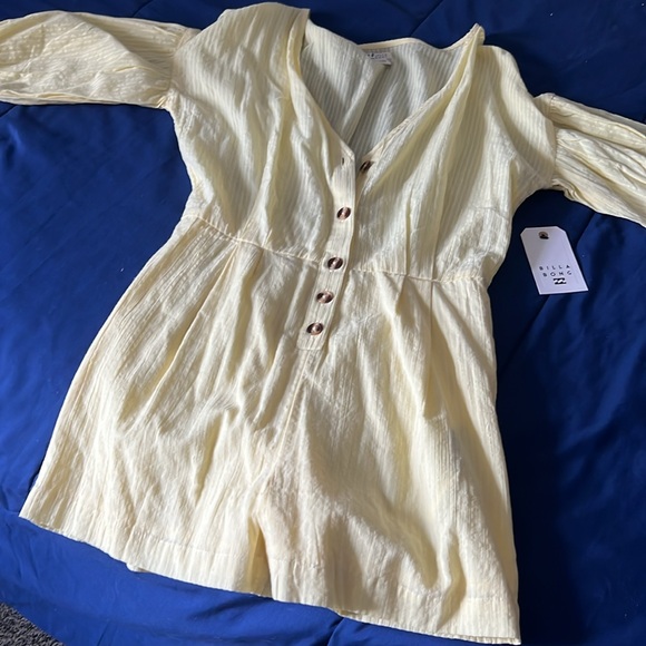 NWT Billabong Yellow Romper - Picture 3 of 8